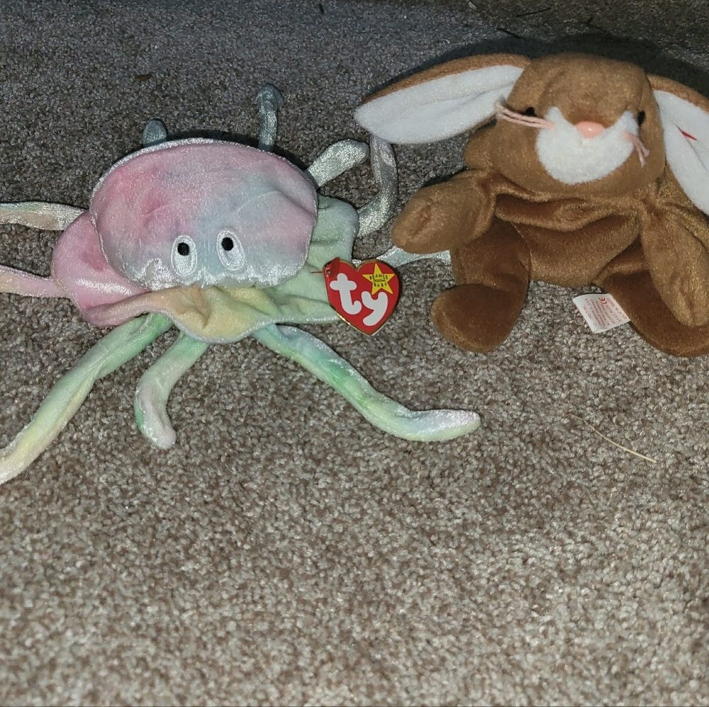 Beanie Babies. Goochy and Ears
